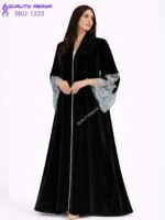 Classic Dubai Abaya – Elegant Everyday Modest Wear Collection